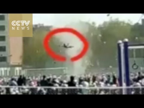 شاهد إعصار يبتلع طالبًا من فناء مدرسته في الصين