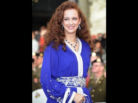 شاهد لالة سلمى بالقفطان المغربي