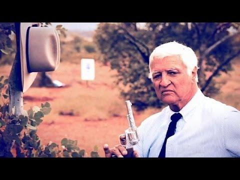 فيديو سياسي نشر فيديو لحملته الانتخابية وهو يطلق النار على منافسيه