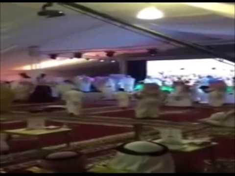 فيديو مناسبة بين القبائل تتحول إلى عِراك عنيف بالأيدي في السعودية