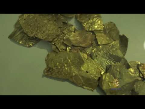 بالفيديو مواطن مقدسي يقتفي آثار مدينة القدس ويجمعها