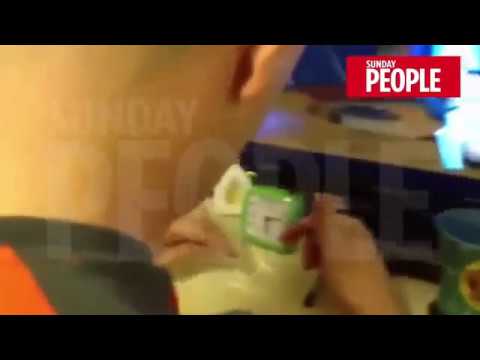 شاهد احتفال سجناء بالخمور والمخدرات داخل السجن