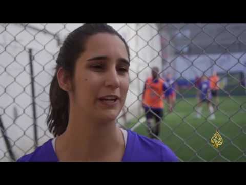 شاهد انتشار واسع لفرق كرة القدم المختلطة في الأرجنتين