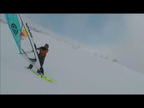 شاهد التزلج على الثلوج في اليابان