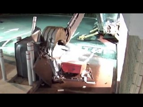 لص يستعين بحفار لسرقة صراف آلي