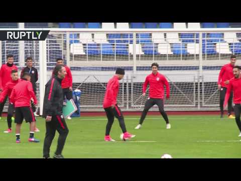 شاهد اللمسات الأخيرة في تدريبات منتخب تشيلي قبل مواجهة الماكنات الألمانية