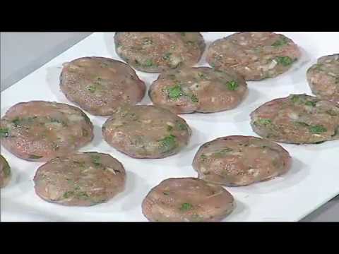 بالفيديو اتعلمي من ساره عبد السلام طريقه كفته الفراخ واللحمة اللايت باسهل الطرق