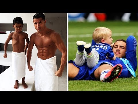 أشهر لاعبي كرة القدم مع اطفالهم