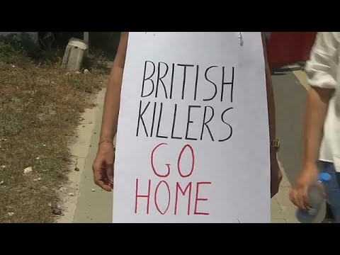 شاهد مظاهرات في قبرص تندد بالغرات الجوية في سورية