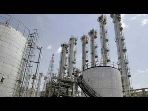 جدل عالمي بشأن مسألة تخفيض طهران لالتزاماتها النووية
