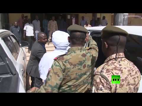 شاهد النيابة العامة في السودان تستدعي عمر البشير