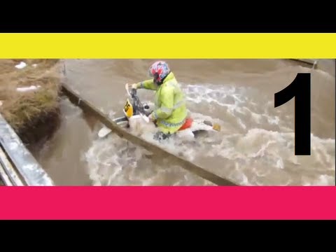 بالفيديو أطرف وأصعب سقطات الفتيات والشباب