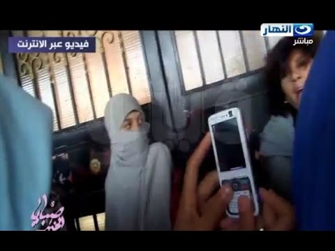 بالفيديو طالبات الاخوان الأزهر يعتدين على سيدة بشد شعرها