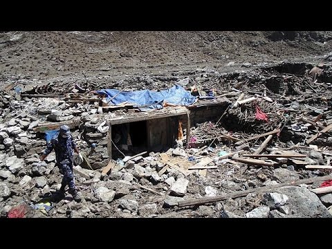 بالفيديو زلزال نيبال أدى إلى تفاقم الأزمة والمزيد من القتلى