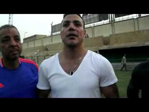 بالفيديو عمرو زكي يتمني صعود المحلة للدوري