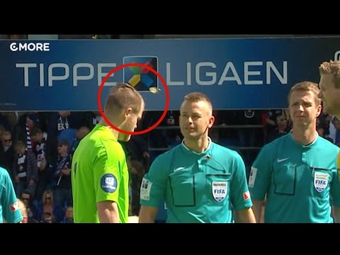 بالفيديو حكم يجري قرعة على رأس حارس مرمى