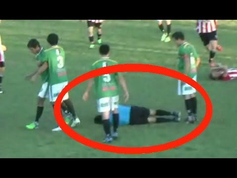 فيديو شقيق مدافع فيورنتينا يعتدي على حكم أرجنتيني