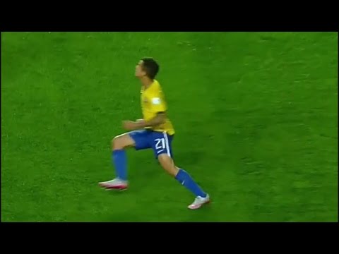 بالفيديو كوتنيهو يقدم أجمل المهارات أمام منتخب باراغواي