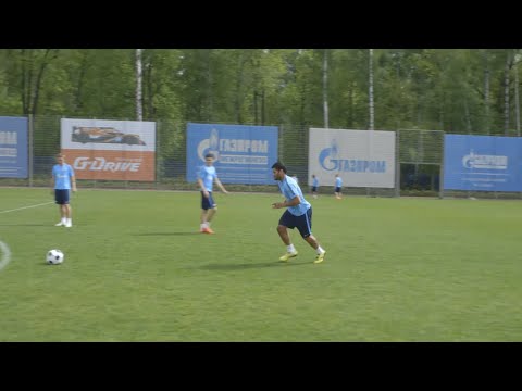 شاهد العملاق البرازيلي هالك يفجر الكرة