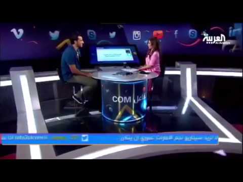 شاهدعمر السومة يكشف سر اختيار ألوان ملابسه