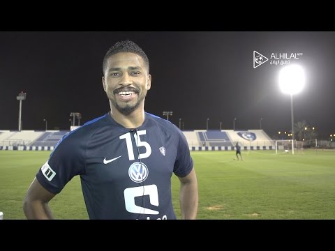 شاهد مهاجم نادي الهلال الشمراني يؤكد بقائه مع الفريق