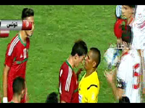 شاهد نهاية لقاء المغرب وتونس بشجار وبطاقة حمراء