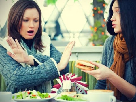 شاهد الأطعمة التي يجب أن تحذرها خلال الحر