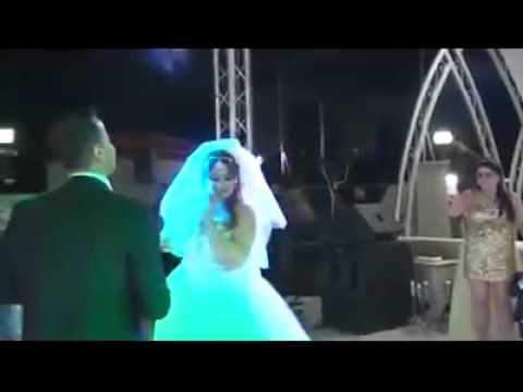 فيديو عروس لبنانية تبهرعريسها بغنائها