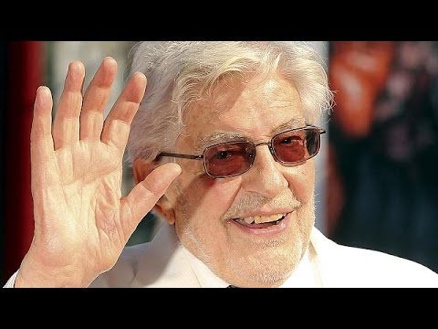 بالفيديو المخرج الإيطالي إيتُّوري سْكولا يفارق الحياة