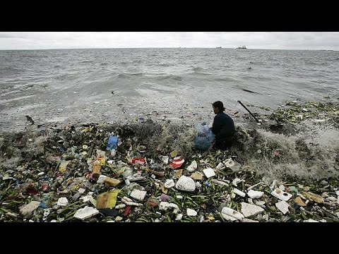 شاهد مخلَّفات البلاستيك في البحار أصبحت أكثر من الأسماك