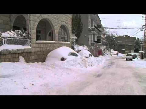 شاهد عاصفة ثلجية تضرب لبنان وسورية والأردن وفلسطين