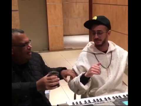 بالفيديو سعد لمجرد يتسبب في حرق يد نبيل شعيل