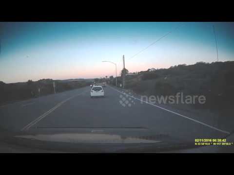 شاهد سقوط نيزك من سماء كاليفورنيا