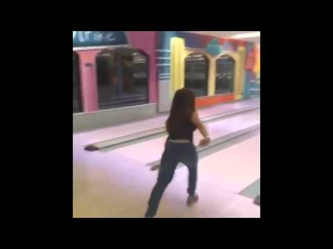 بالفيديو حلا الترك تتعرض لموقف محرج