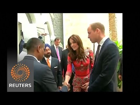 will and kate visit 2008 mumbai attacks memorial