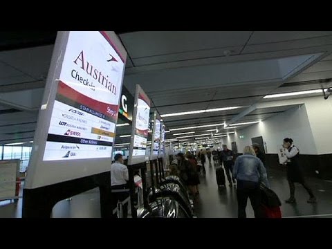 vienna airport security workers probed for people trafficking