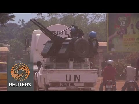 french and un armoured vehicles and tanks