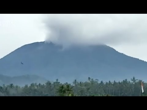 small eruption at indonesia volcano triggers