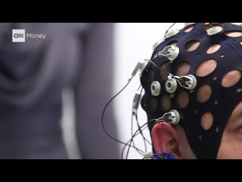 cnn moneys brian stelter went to phd student sam barnetts lab outside chicago to see which candidate voters brains agree on regardless of party affiliation