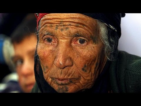 iraqi families flee mosul amid army offensive to retake city