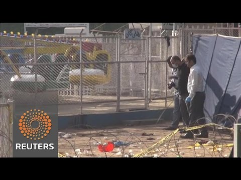 pakistan hunts for militants behind deadly blast
