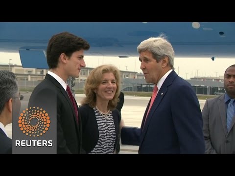 kerry arrives in japan for g7 foreign minister meetings
