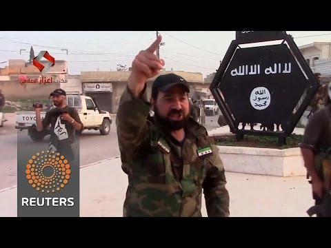 syrian rebels seize islamic state strongholdmonitor sources