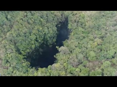 discover 350meter deep chasm in south china