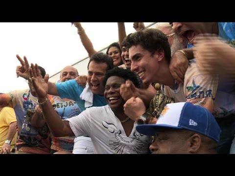 controversyhit samba school wins rio carnival title