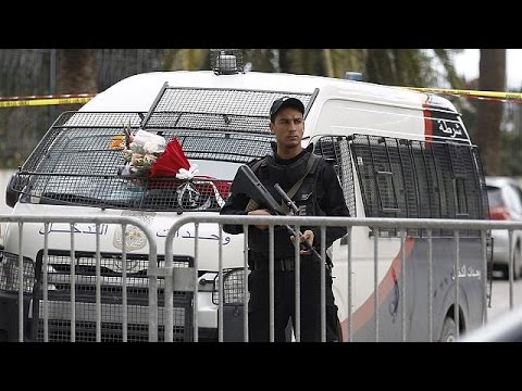 tunisian president essebsi imposed a national state of emergency