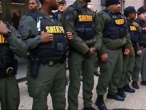 baltimore officials urge calm