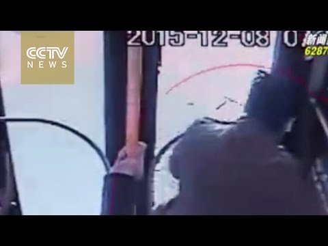 a man in shanghai who mistakenly boarded the wrong bus