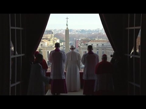 makes plea for world peace on christmas