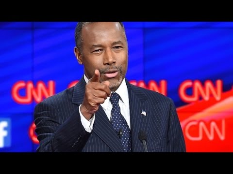 adviser downplays campaign resignations